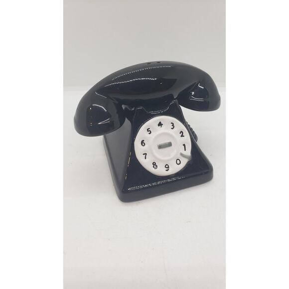 Rotary Telephone Salt & Pepper Shaker Set Vintage Retro Ceramic Phone Kitchen - Picture 1 of 11